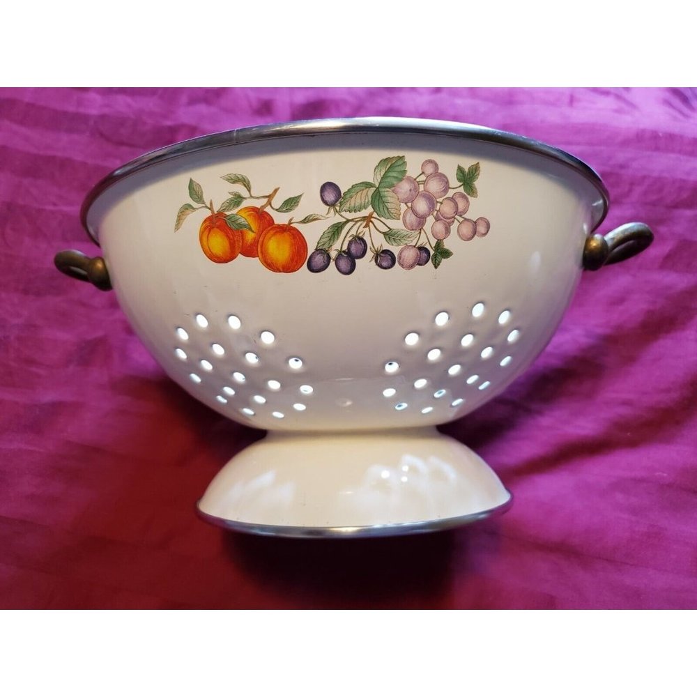 Vintage Enamel Colander -- Cream w/ Peaches & Berries -- 11.5"